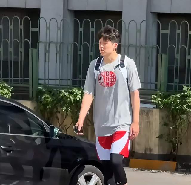 楊瀚森曾凡博賀希寧已歸隊！男籃再定2場熱身賽，郭士強壓力不小