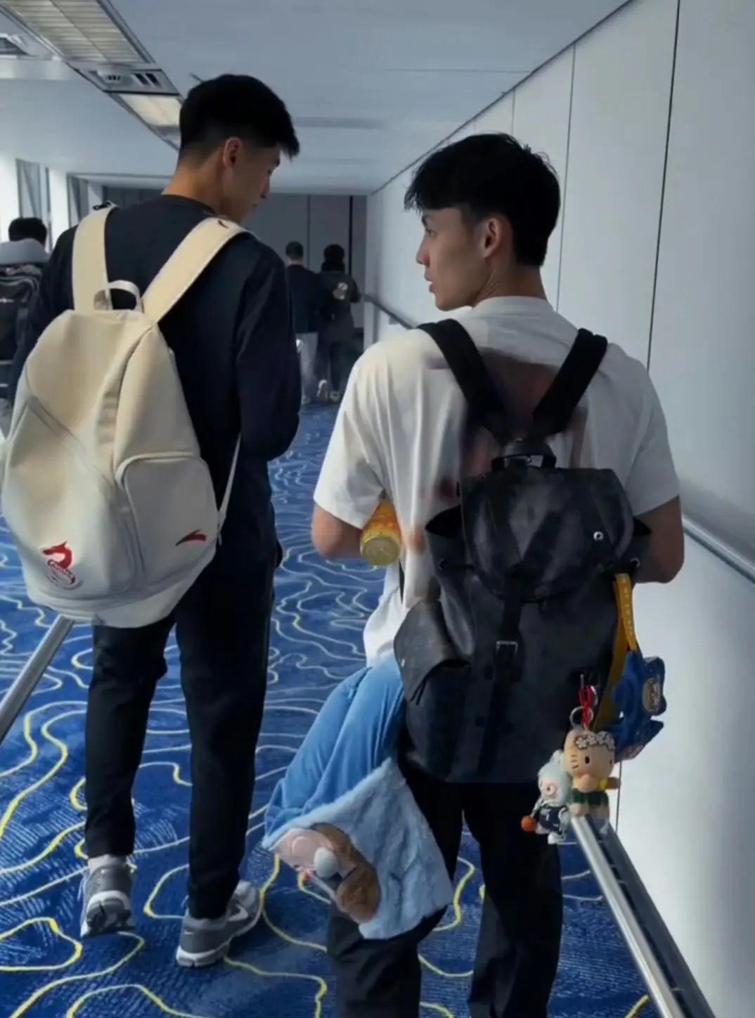 宏遠休賽期最新動向！2人赴美特訓，4人確定離隊，2人將續約