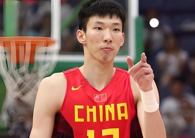 中國男籃名單大變天！不是趙睿周琦，這三人補充入隊信號不簡單
